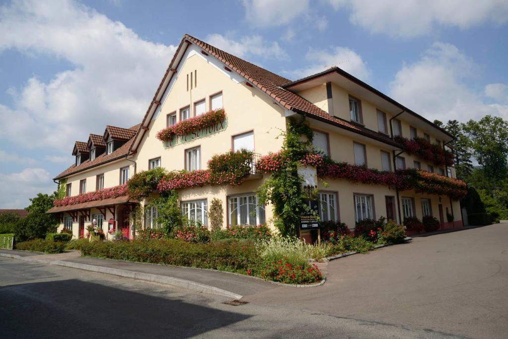 Le Pre Serroux Champagney Dış mekan fotoğraf